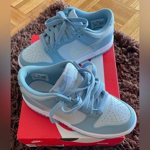 ✨SOLD✨ Nike Dunk Low ‘Aura Clear’